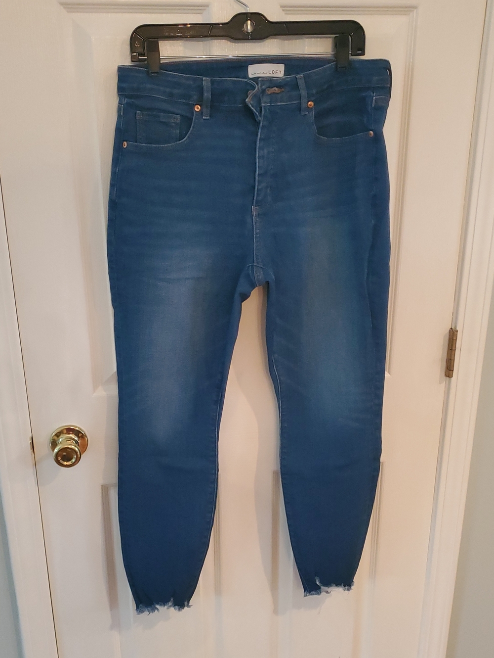 LOFT Women’s Medium Blue Skinny Stretch Jeans